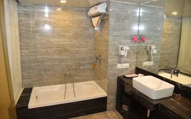 Kumar Resort by Turtle, Lonavala