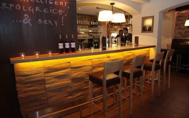 Gasthof Deutscher Adler & Hotel Puchtler