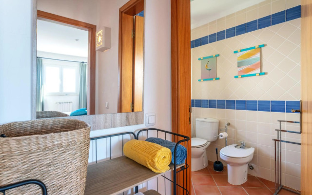 sunny apartment with sea view