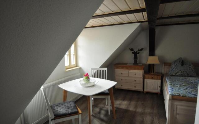 Gasthaus und Ferienwohnungen "Zum Büchsenmacher"