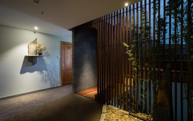 Silverland Yen Hotel