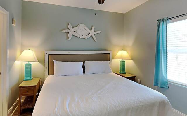 Laketown Wharf #1636