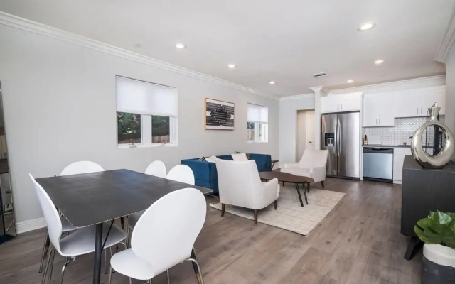 Brand NEW Luxury Modern 3bdr Townhome In Silver Lake