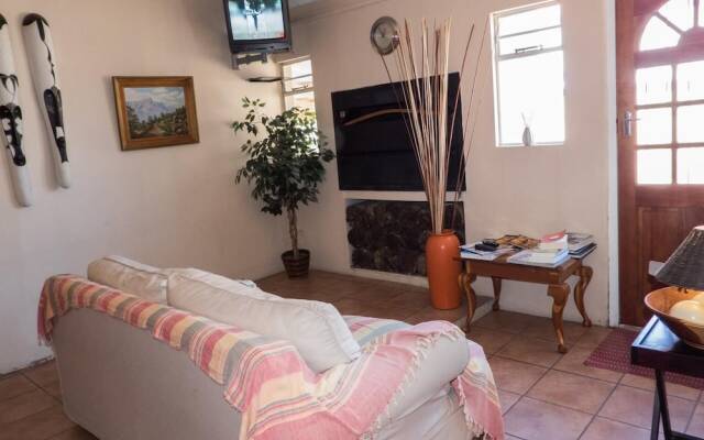 Avondblij Guest House B&B