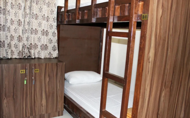 Eco Inn Dormitory - Hostel