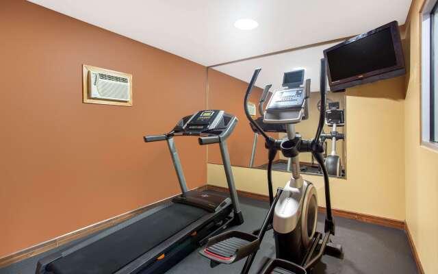 AmericInn by Wyndham Boscobel