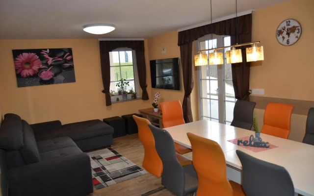 Holiday Home With Hot Tub And Sauna Sabina