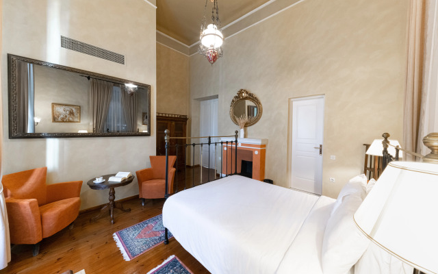 Nafsimedon Hotel