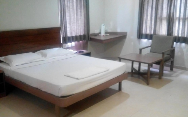 OYO Flagship 19581 Hotel Raj Classic MG Road
