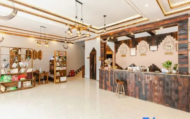 Xiyi Hailuogou townlet Xiaozhu Homestay
