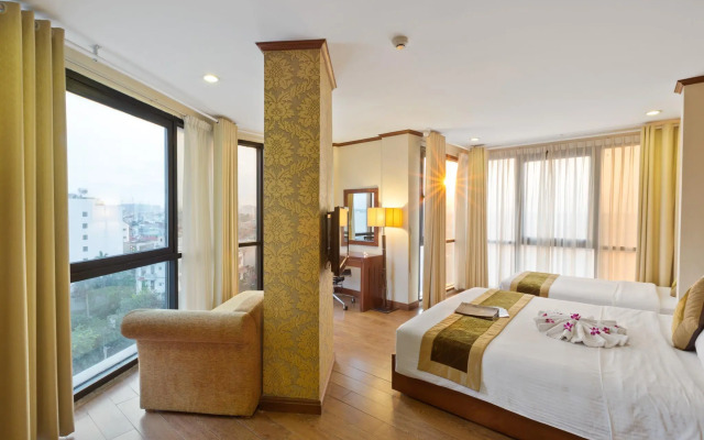 Sunset Westlake Hanoi Hotel