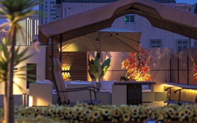 TIANJIN West Railway Station TIANJIN Eye JAMES JOYCE COFFETEL