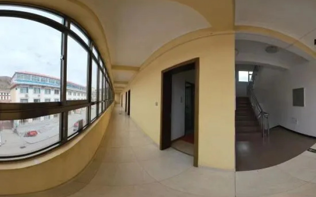 Luqu Fulin B&B Hotel