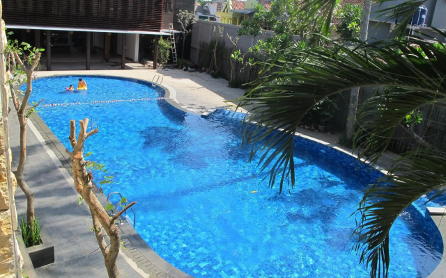 Surya Kencana Seaside Hotel