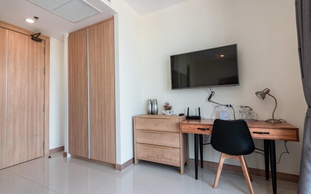 Riviera Studio Sea View 1516 by Pattaya Holiday