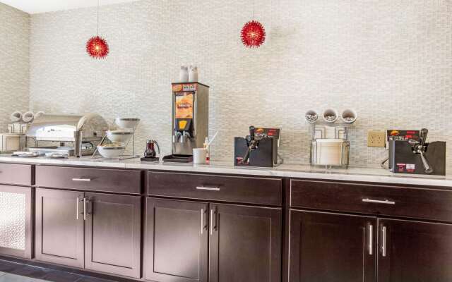 Comfort Inn Airport