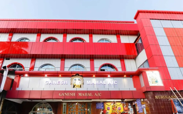 Sree Ganesh Mahal by OYO Rooms