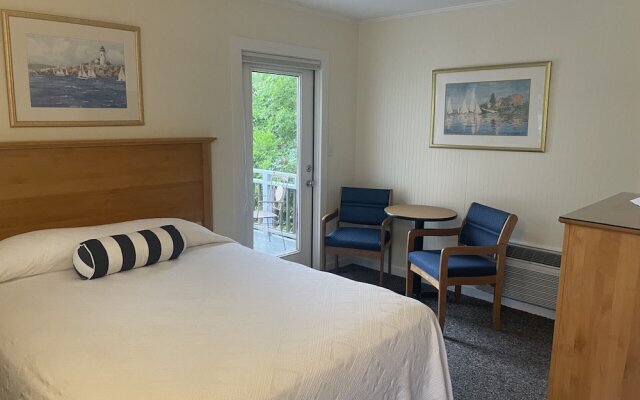 Sea Lion Motel and Cottages