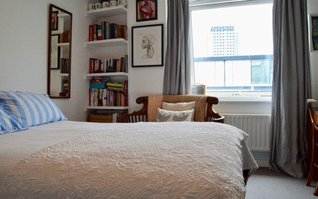 Homely 1 Bedroom Apartment in Kings Cross