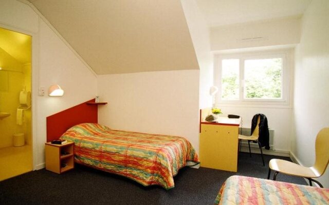 Ethic Etapes Lac De Maine