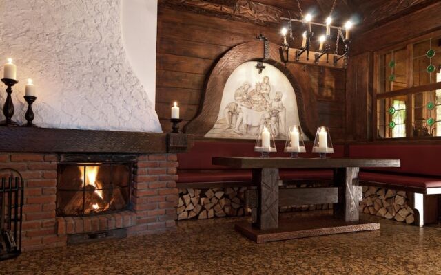Hotel Zur Burg