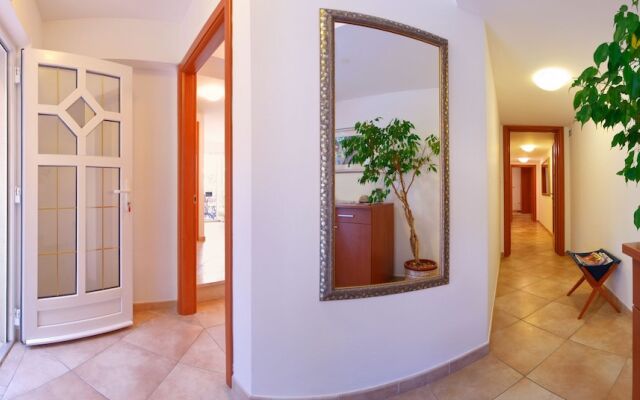 Apartments Villa Medic