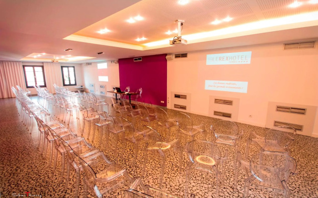 Le Rex Hotel
