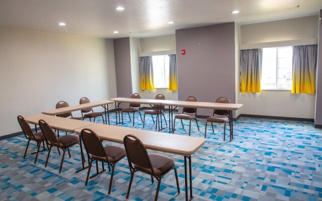 Microtel Inn And Suites Searcy
