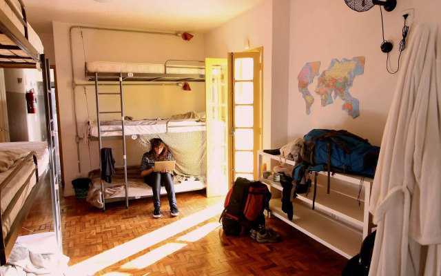 Café Hostel
