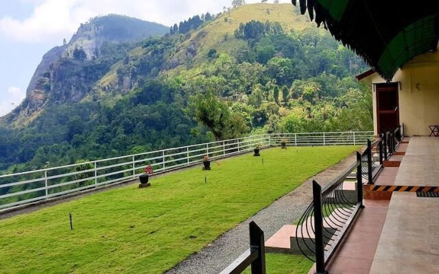 Ella's Edge Resort