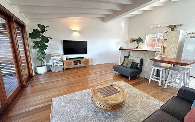 Castaway in Tugun