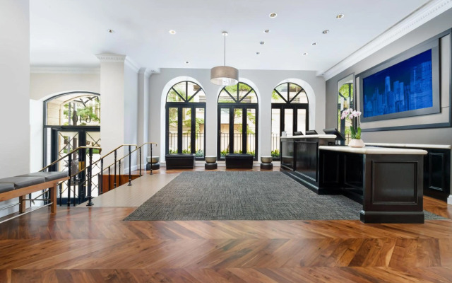 Holiday Inn Express Chicago - Magnificent Mile by IHG