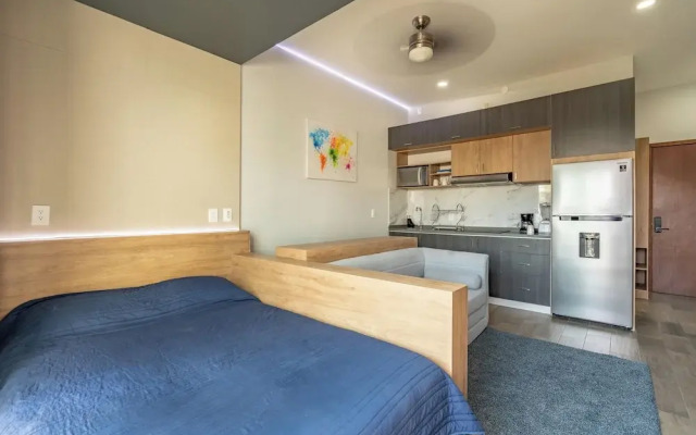 Loft with Pools and Rooftop Sky Bar
