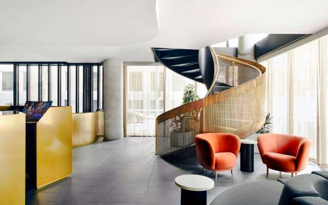 Quincy Hotel Melbourne