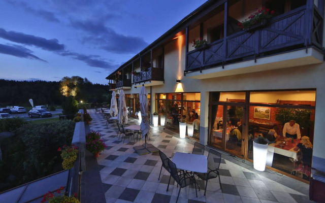 Hotel International