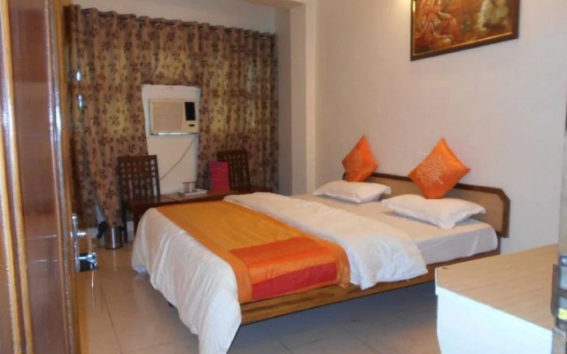 Paul Avenue Hotel