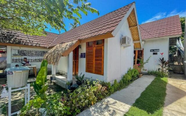 Aira Homestay Near Pantai Kuta Mandalika