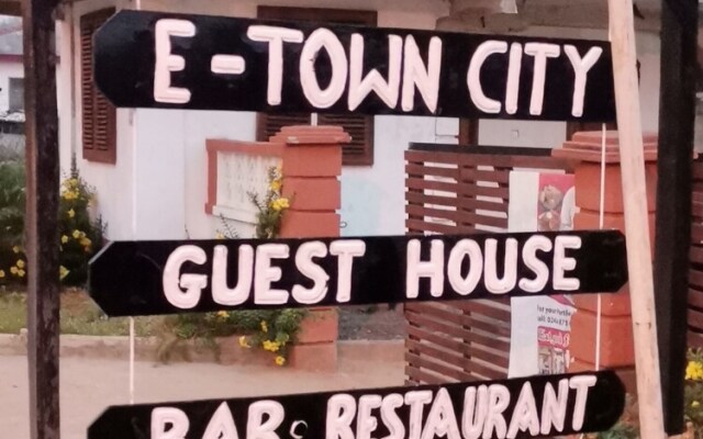 E-Town City Guest House