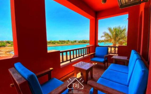 Amazing Pool And Lagoon View 2br Apartment
