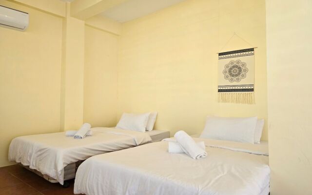 Surfside Hostel LU Surf Town
