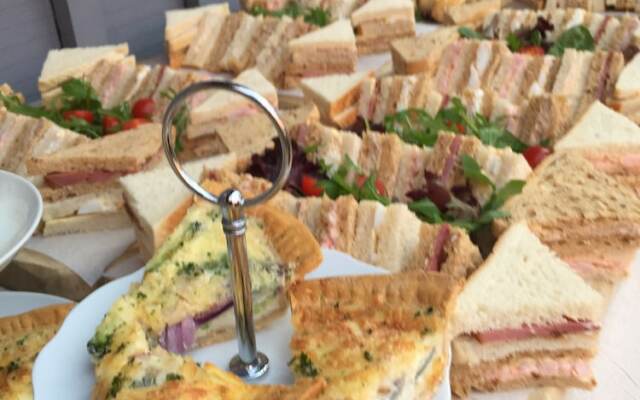 Willow Barn Hotel & Restaurant