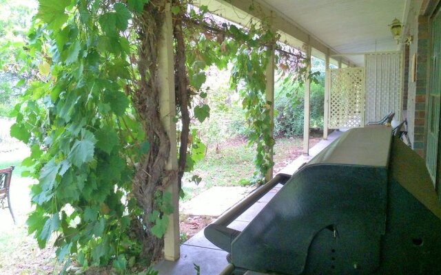 Russellee Bed and Breakfast