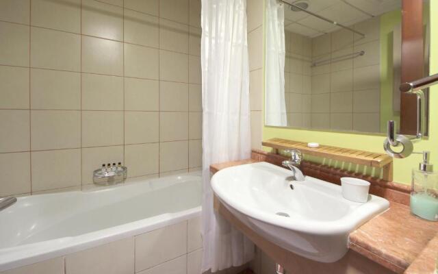 Signature Holiday Homes- Studio Apartment Venetian Tower