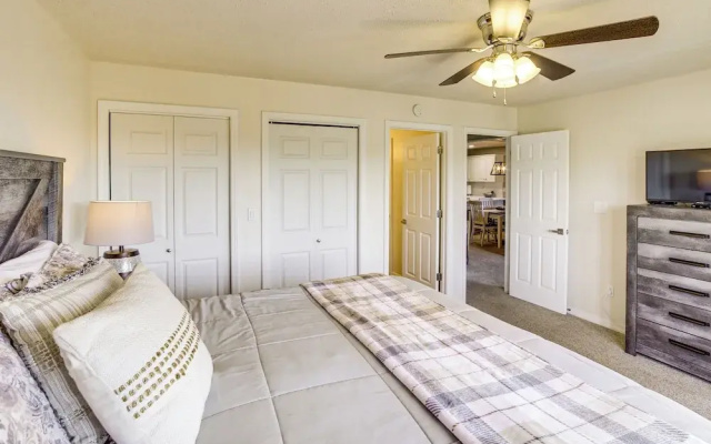 Golf, Pools & Near The Strip! Pointe Royale Condo