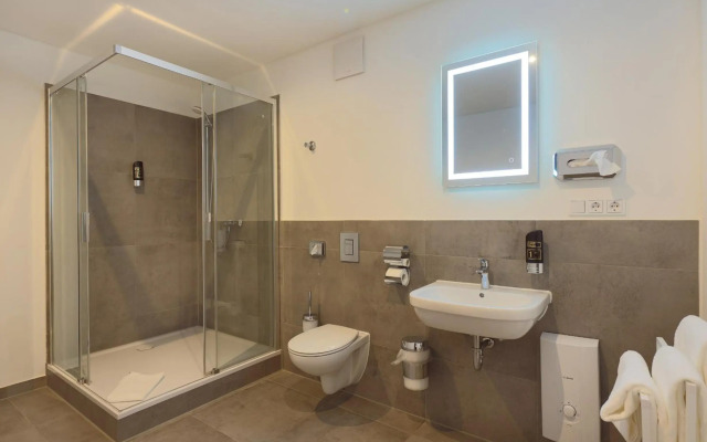 Отель Trip Inn Düsseldorf Neuss