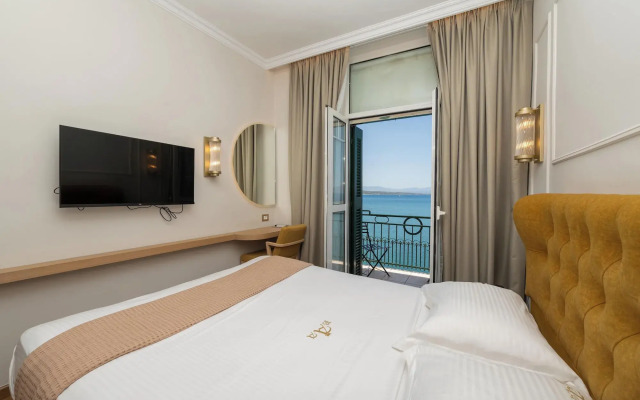 Aktaion City Hotel