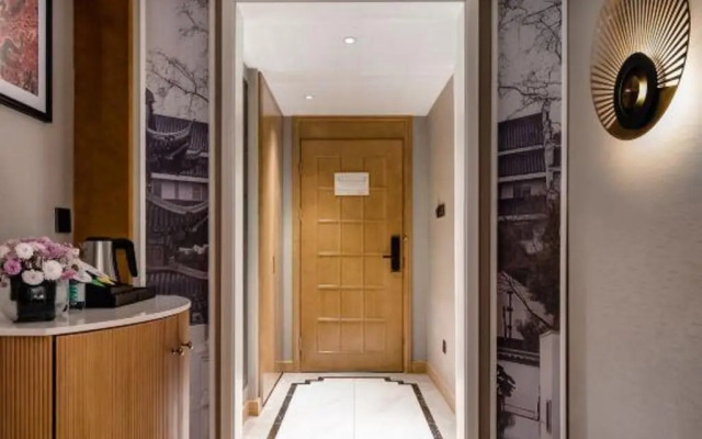 Jinjiang Metropolo Nanjing Confucious Qinhuai Classical Hotel