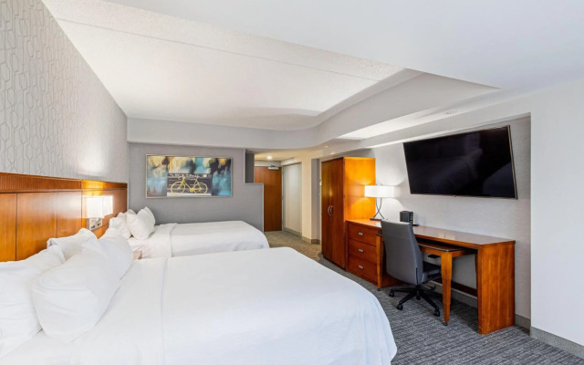Courtyard by Marriott Boston Waltham
