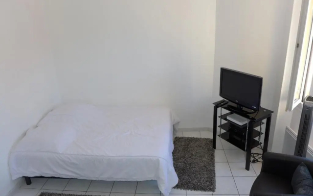 Studio Riouffe 2 mins from the Palais des Festivals and the beach 132 - Hotel in Cannes - Photo 3