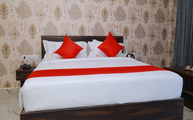Hotel Golden Cherry